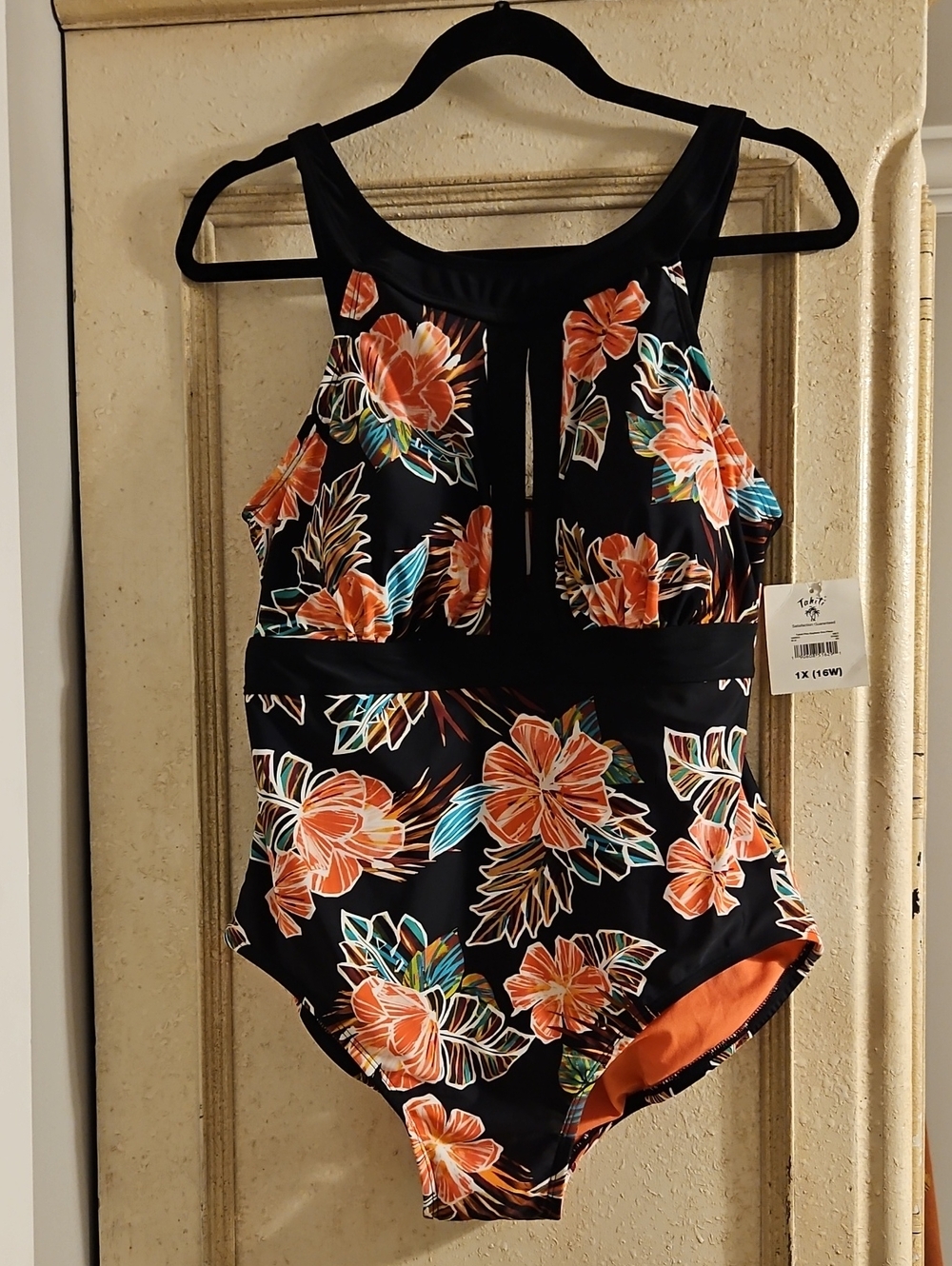 NWT Tahiti Onepiece Swimsuit Size 1X, Floral Adjustable Straps